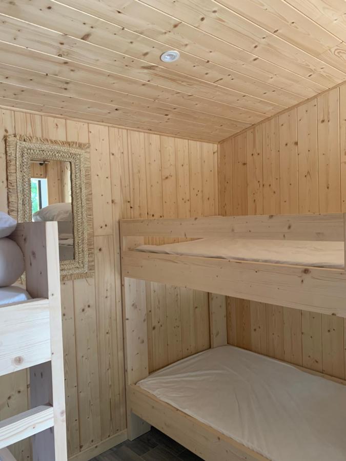 La Petite Auberge Insolite Saint-Affrique Extérieur photo