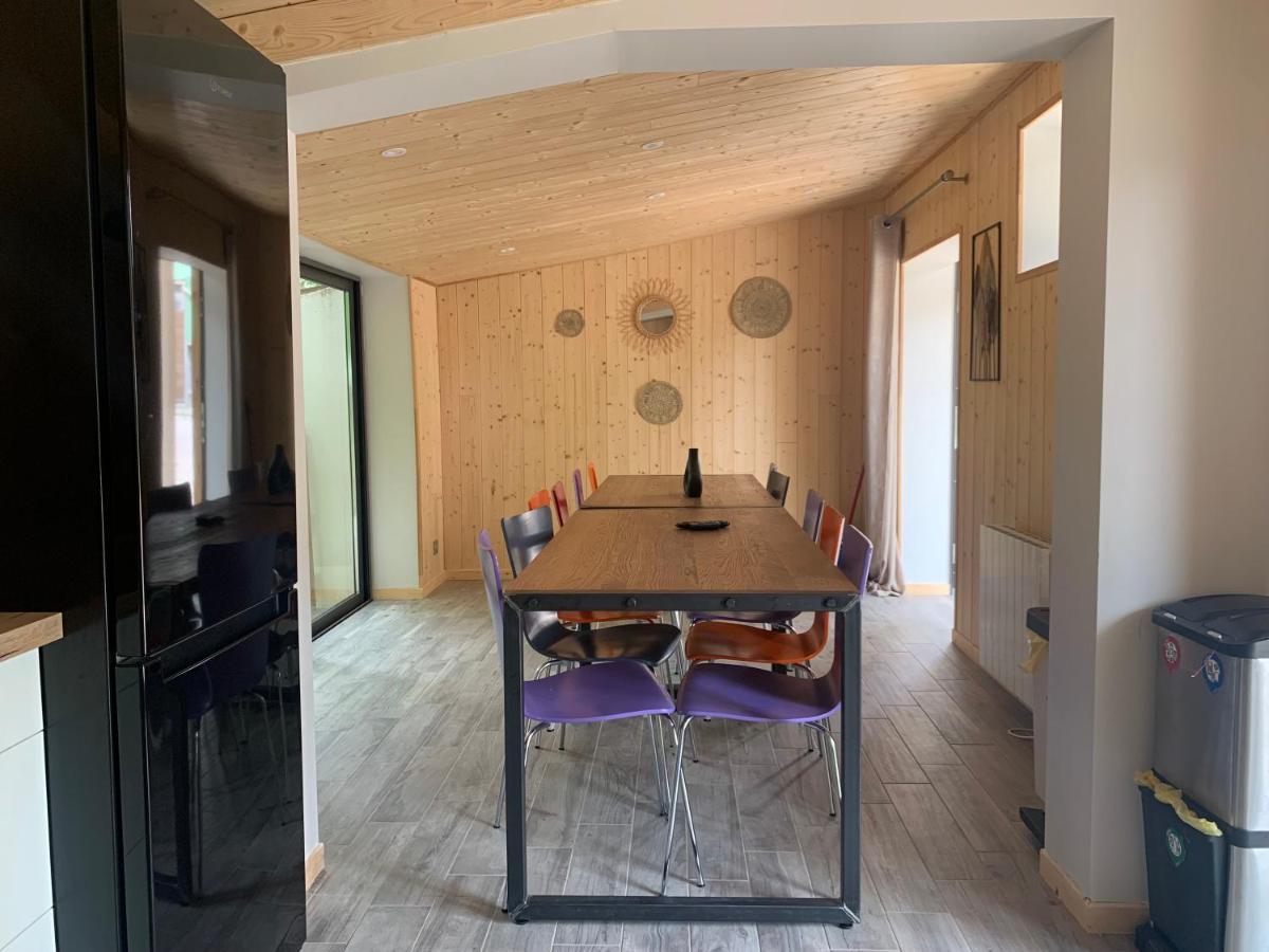 La Petite Auberge Insolite Saint-Affrique Extérieur photo
